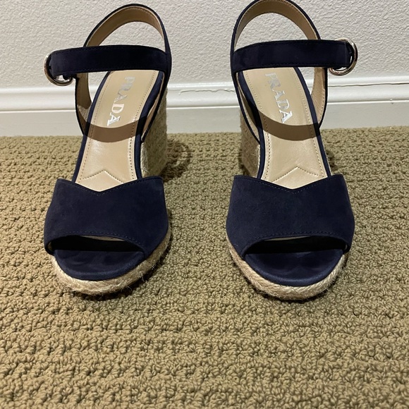 Prada Raffia 95mm Peep-Toe Wedge Navy Blue - Picture 2 of 6